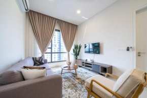 Cozy 2B2B w Pool - 6 Pax - 5 min to Mid Valley Megamall